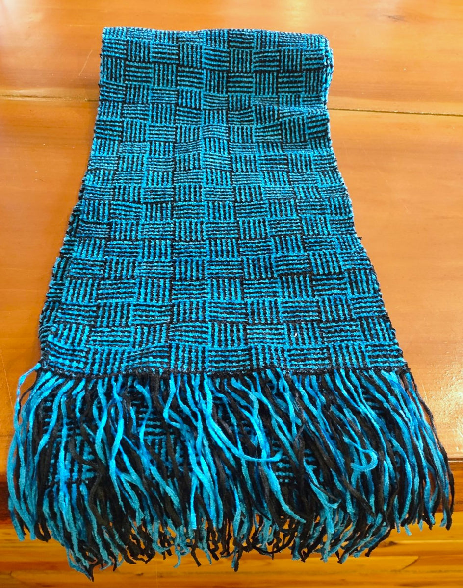 Street-LogCabin-Turquoise-