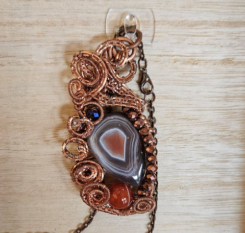 Pendant #3 by Elizabeth Weiss-Jefferies