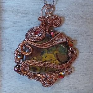 Pendant #5 by Elizabet Weiss-Jefferies
