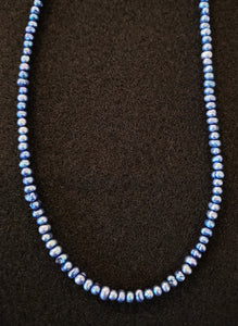 freshwater pearl necklace by Dayana Ferrera